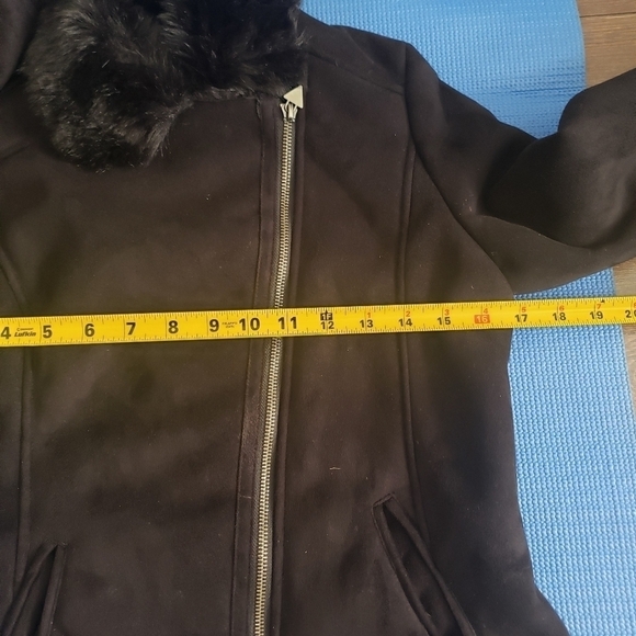 Girls' Guess Fall Jacket - Picture 10 of 11